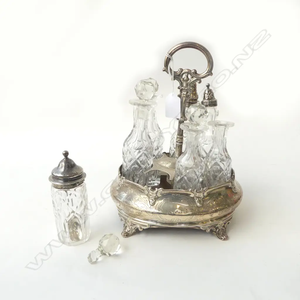 A VICTORIAN SILVER 7 BOTTLE CRUET STAND At least 450gms of silver Image 1++