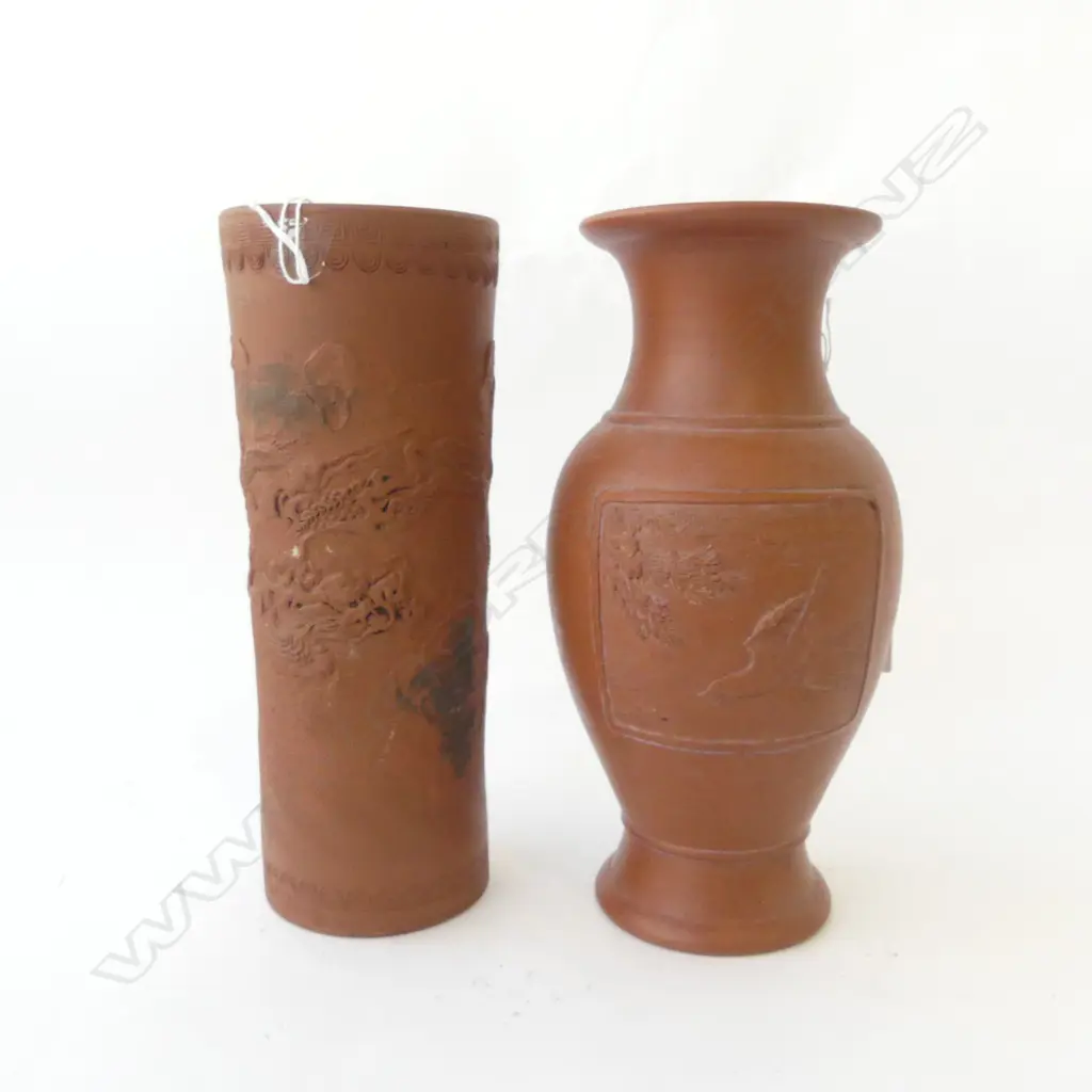 2 ORIENTAL TERRACOTTA VASES; DRAGON & BIRD DESIGN H.240mm Image 1++