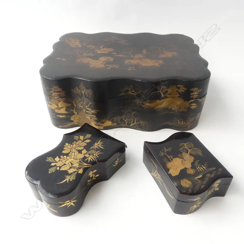 ANTIQUE ORIENTAL LACQUERED LIDDED CONTAINER 390x285x140mm + 2 INTERNAL BOXES Image 1++