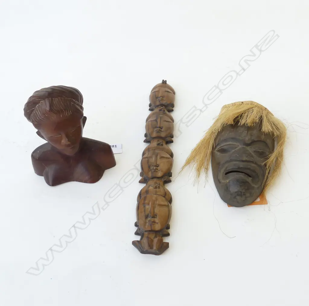 3 ETHNIC WOODEN SCULPTURES, TALLEST 370MM Image 1++