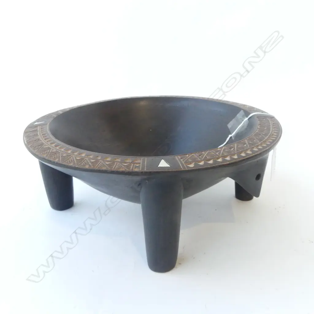 WOODEN KAVA BOWL 260mm Image 1++