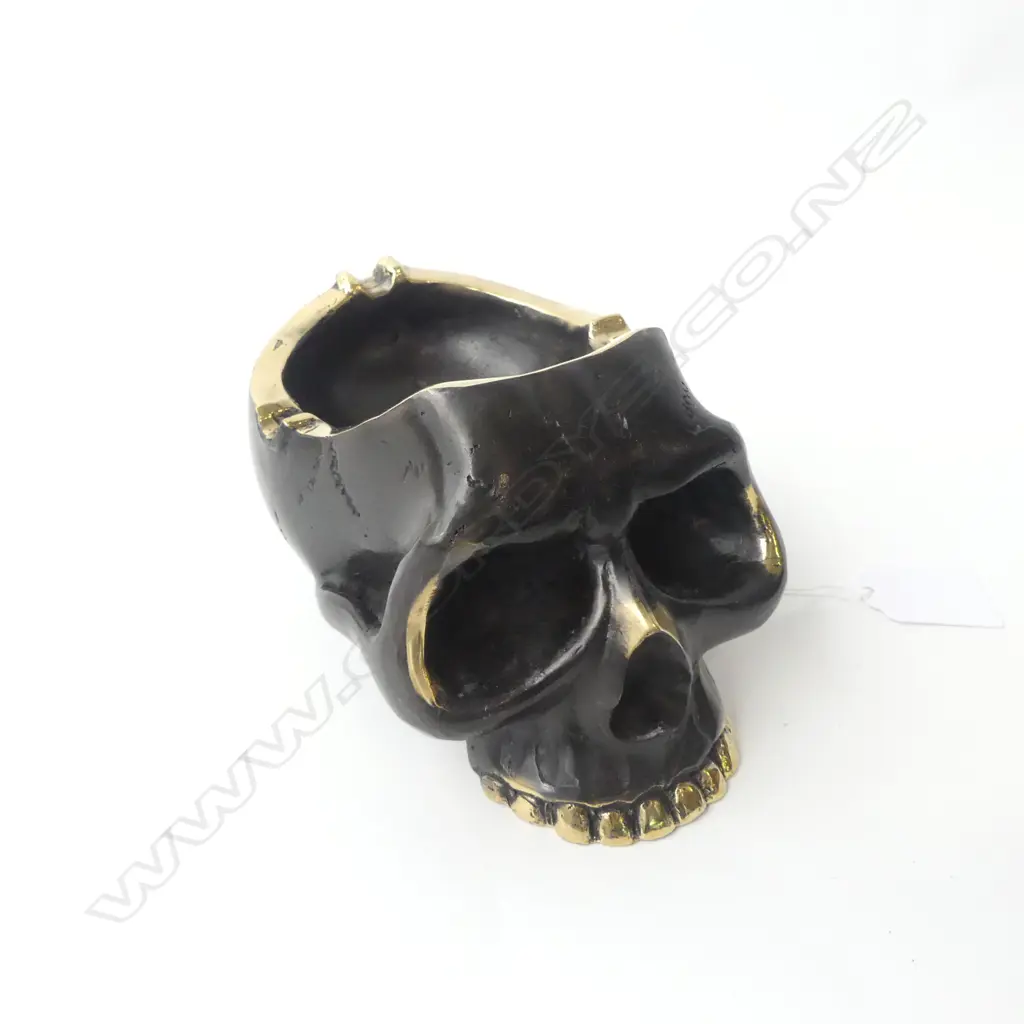 BRONZE SKULL ASHTRAY L.155mm Image 1++