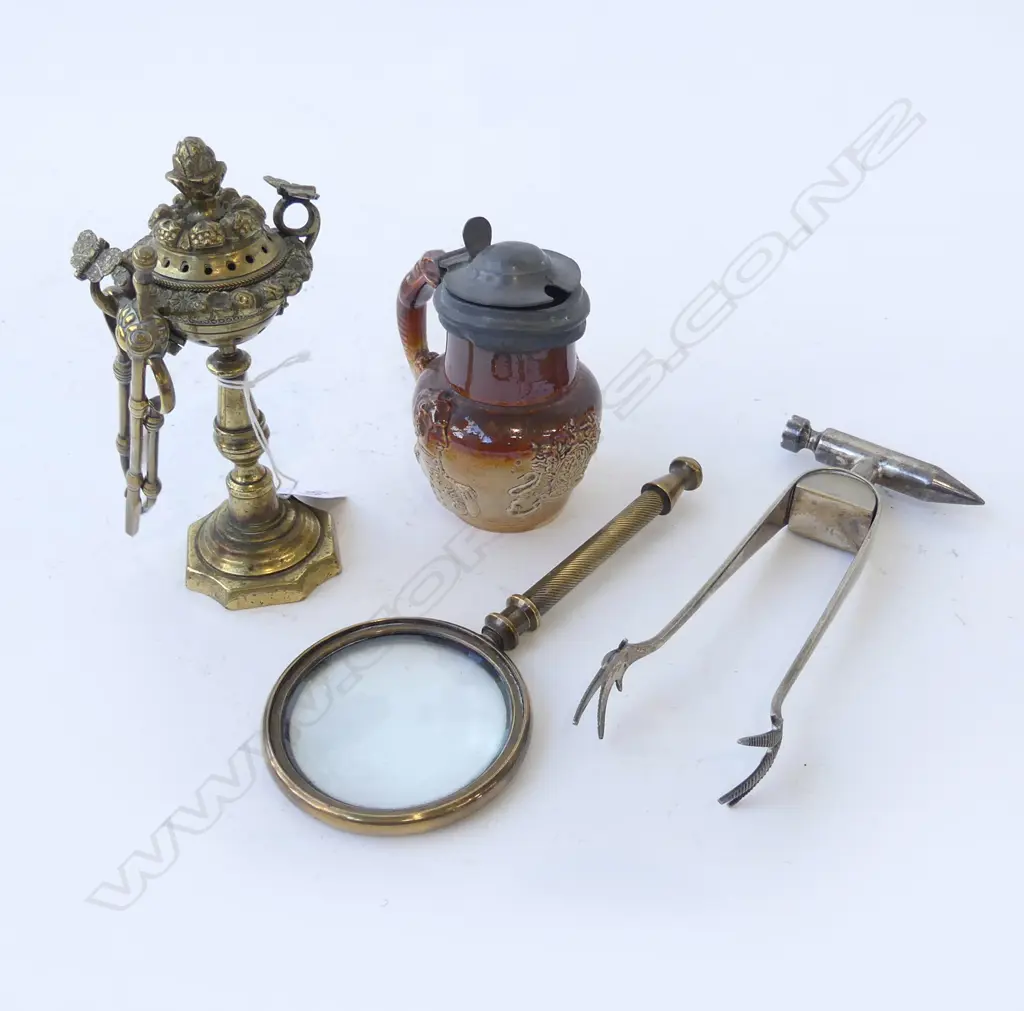 5 PCES; MAGNIFYING GLASS, MINI TONGS & POKER, POTPOURRI, MUSTARD POT, TONGS Image 1++