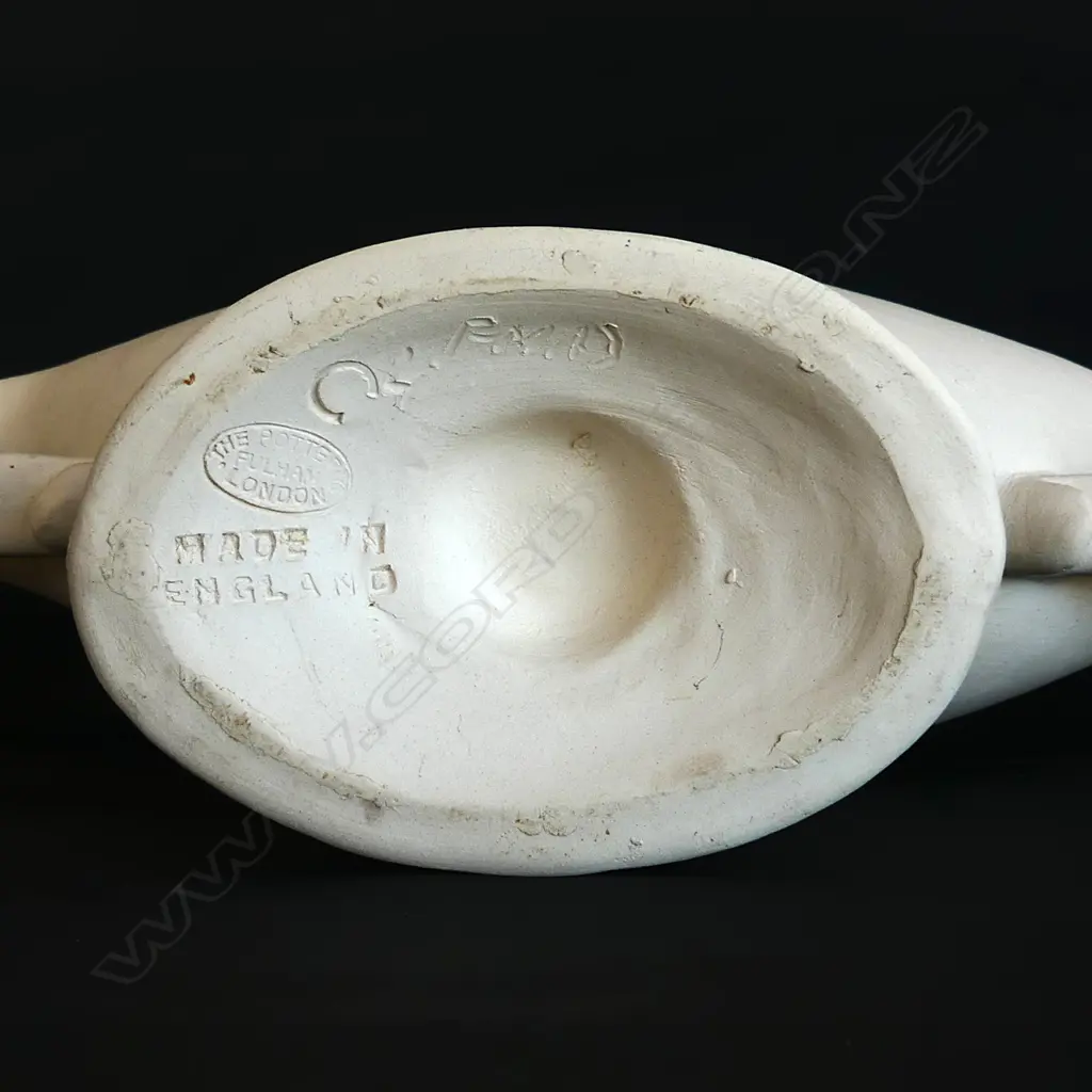 CONSTANCE SPRY FULHAM WIDE URN SHAPED VASE w HANDLES, W.300mm (hairline fracture/surface discoloured) Image 1++