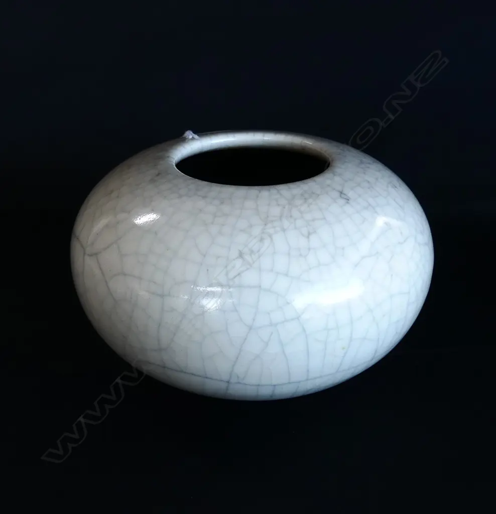 STUDIO POTTERY CRACKLE GLAZE VASE DUNEDIN MAKER DIA 180MM Image 1++