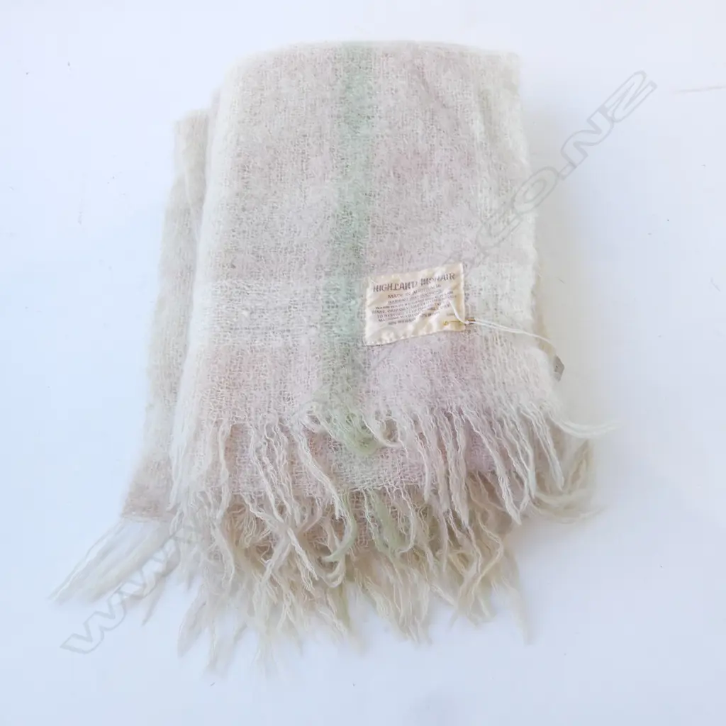 HIGHLAND MOHAIR AUSTRALIAN RUG CREAM GREEN & PINK TARTAN L1650MM Image 1++