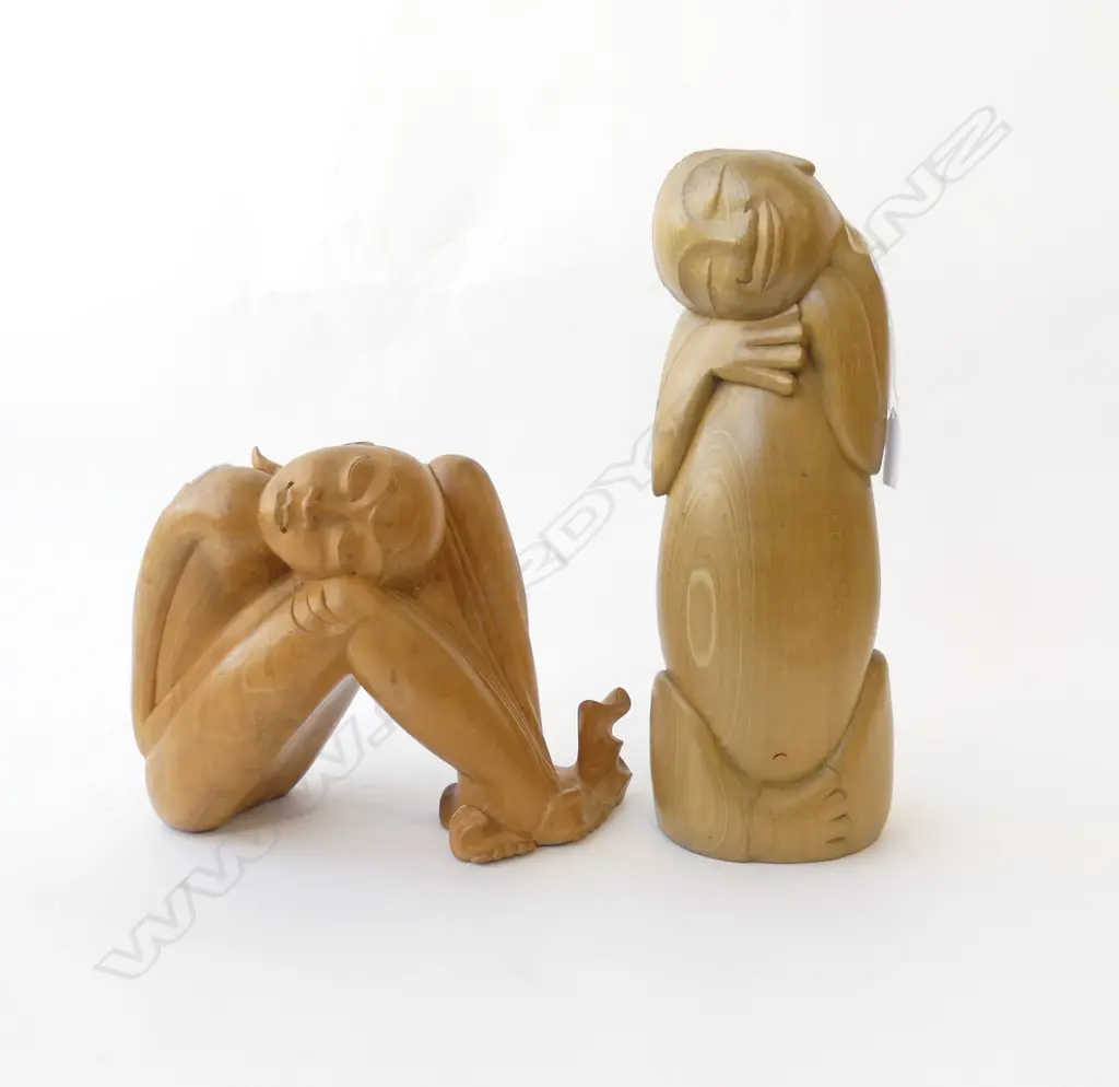 2 INDONESIAN CARVED WOODEN STATUES, TALLEST 330MM Image 1++