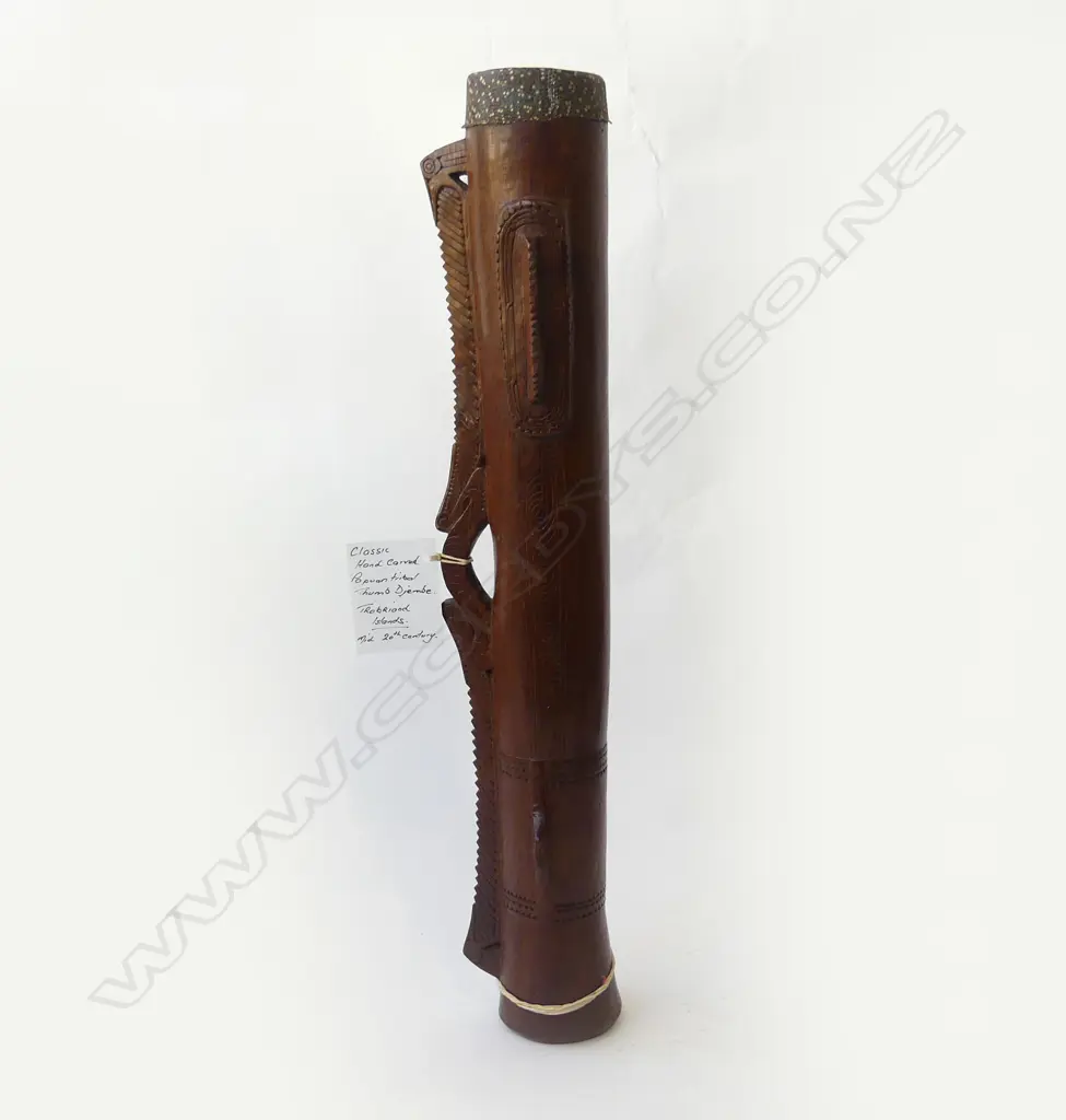 TROBRIAN ISLAND CARVED WOOD & MONITOR LIZARD SKIN DRUM L580MM Image 1++