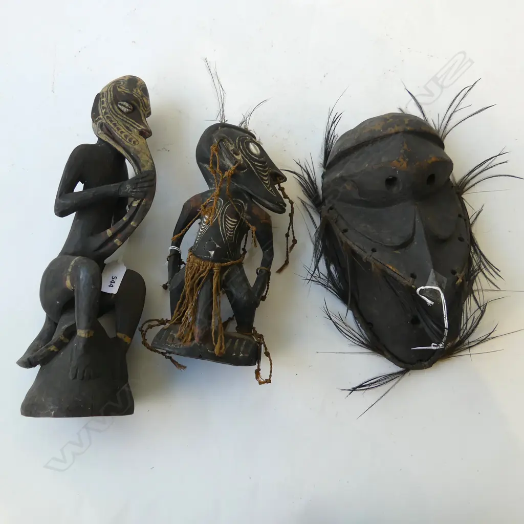 2 PNG WOOD CARVED FIGURES H360MM TALLEST & BIRD FACE MASK H230MM Image 1++