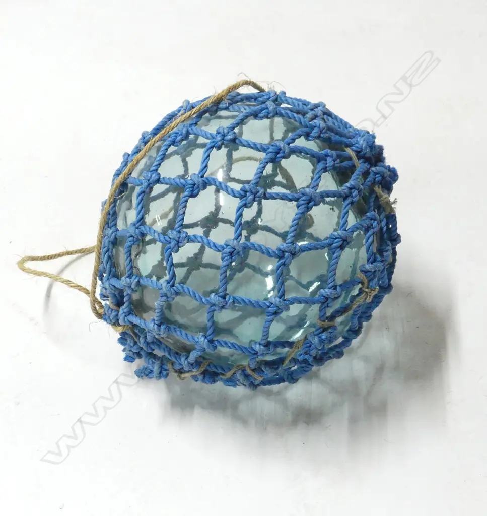 OLD GLASS FISHING FLOAT WITH NETTING hand blown APPROX. Dia.300mm Image 1++