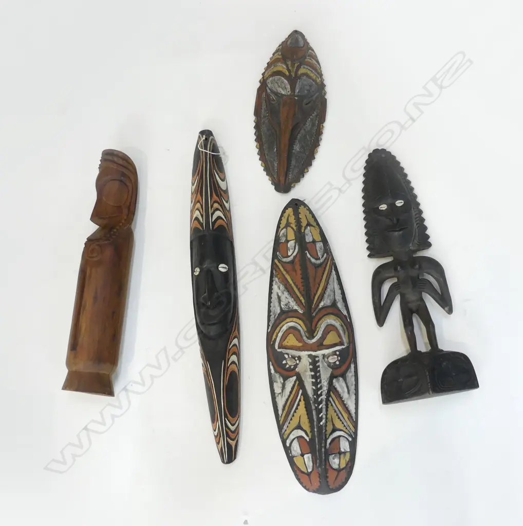 3 PNG FACE MASKS WOOD DRUM L400MM & STANDING WOOD FIGURE H430MM Image 1++