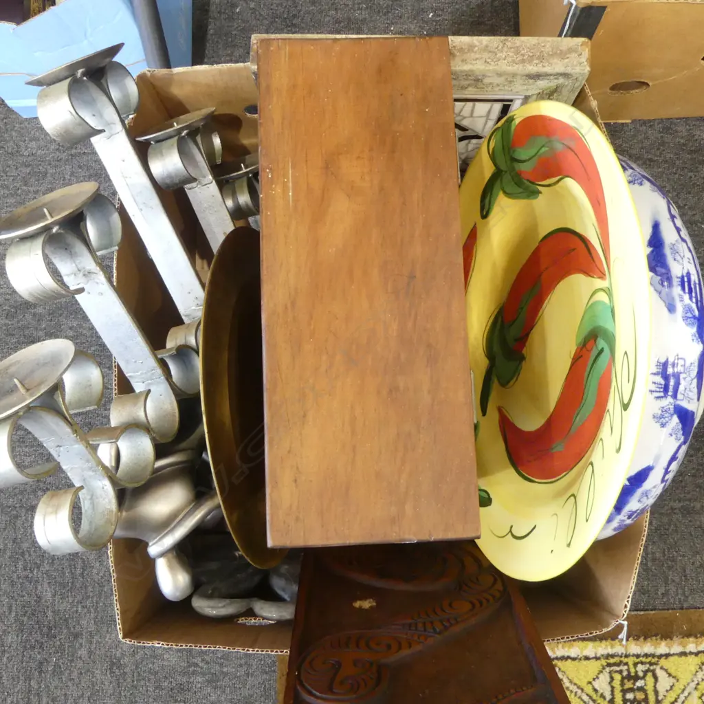 ASST. ITEMS; COUPLE SCULTURE, CANDLE HOLDER, PLATTER ETC Image 1++