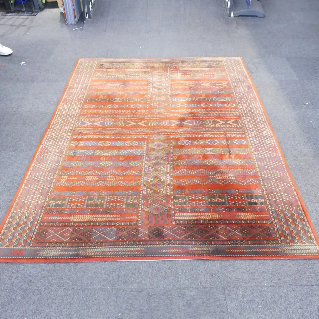 MACHINED WOOL PILE RUG 2380mm x 1720mm Image 1++