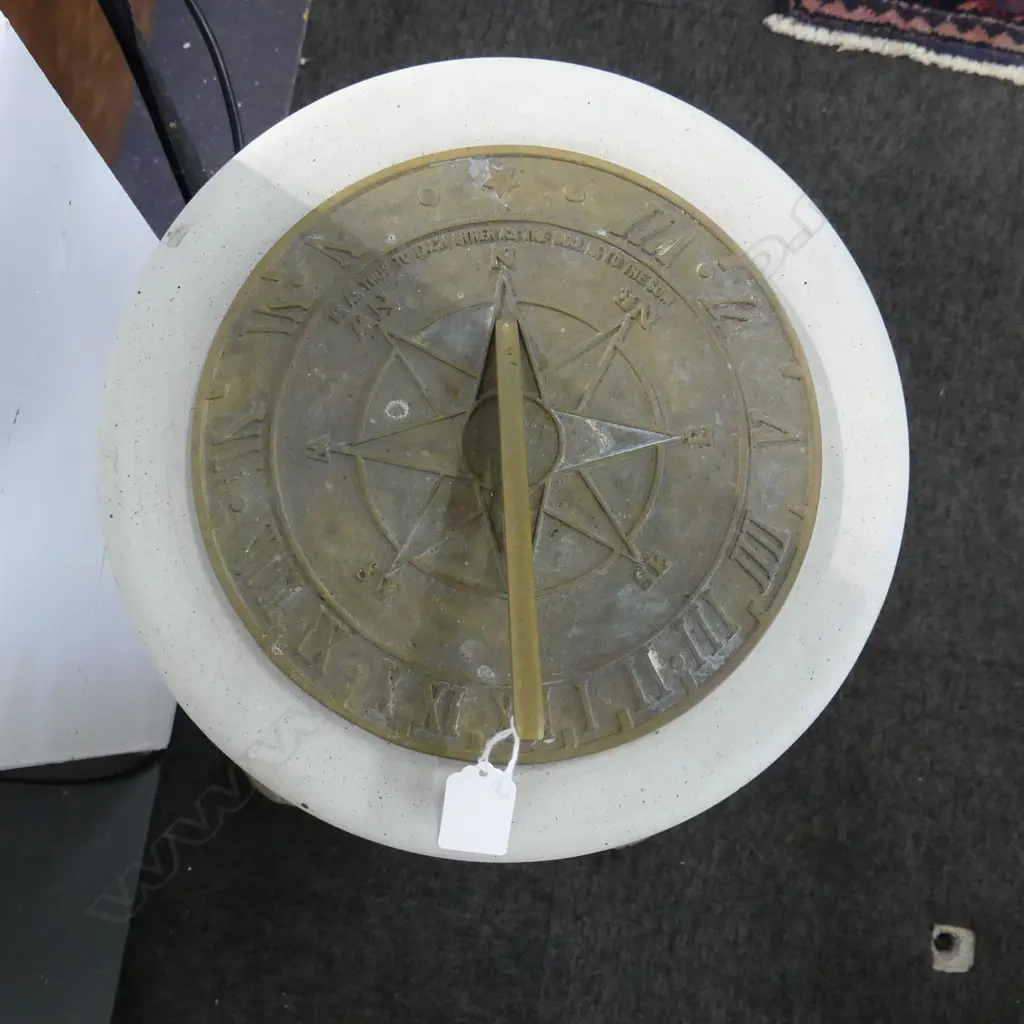 2 PART CONCRETE SUNDIAL H.860mm Image 1++