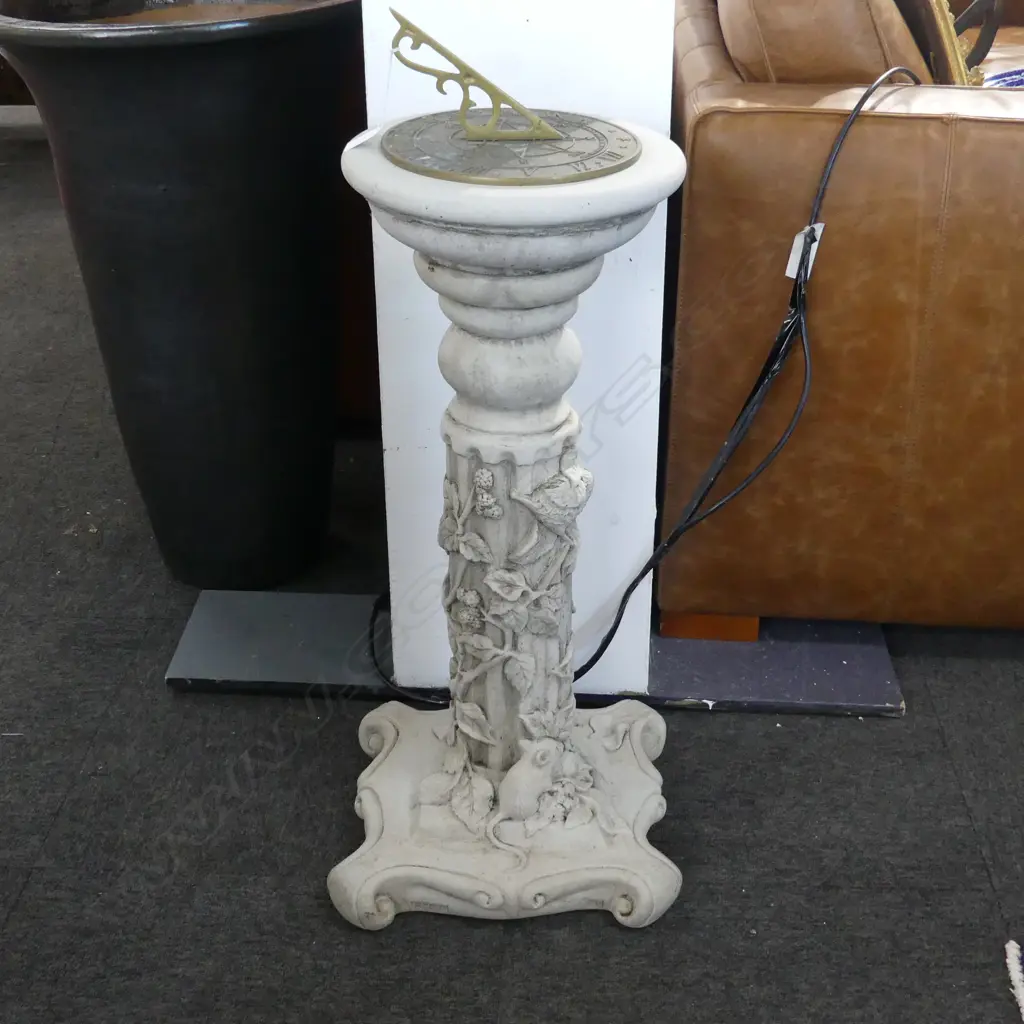 2 PART CONCRETE SUNDIAL H.860mm Image 1++