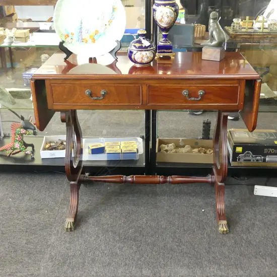 REGENCY STYLE SOFA TABLE