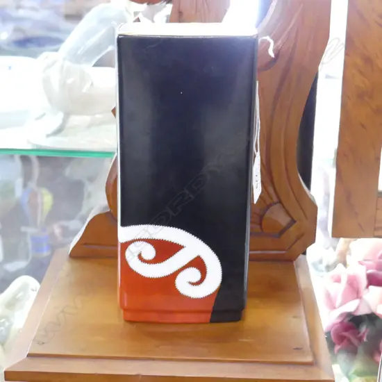 HAND PAINTED MAORI SLAB VASE H.215mm
