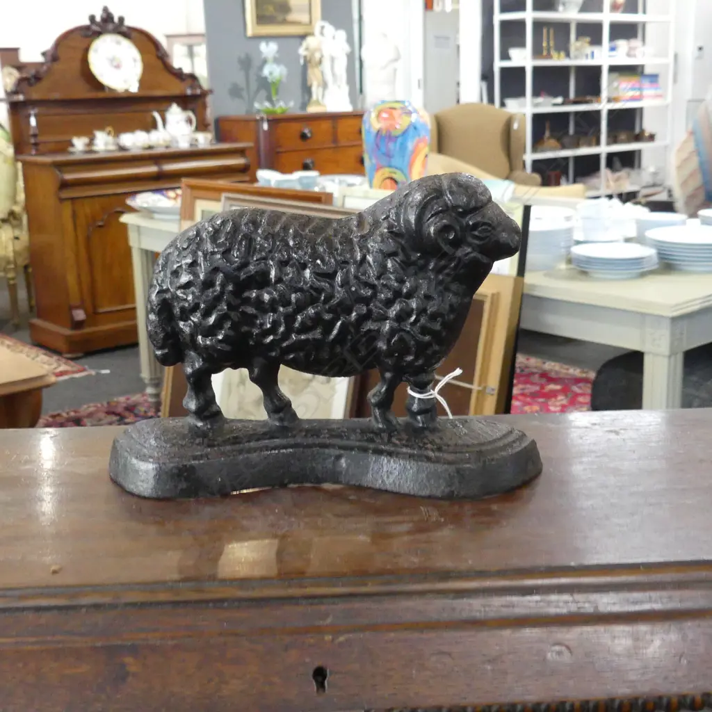ANTIQUE CAST IRON SHEEP DOOR STOP H.160mm Image 1++
