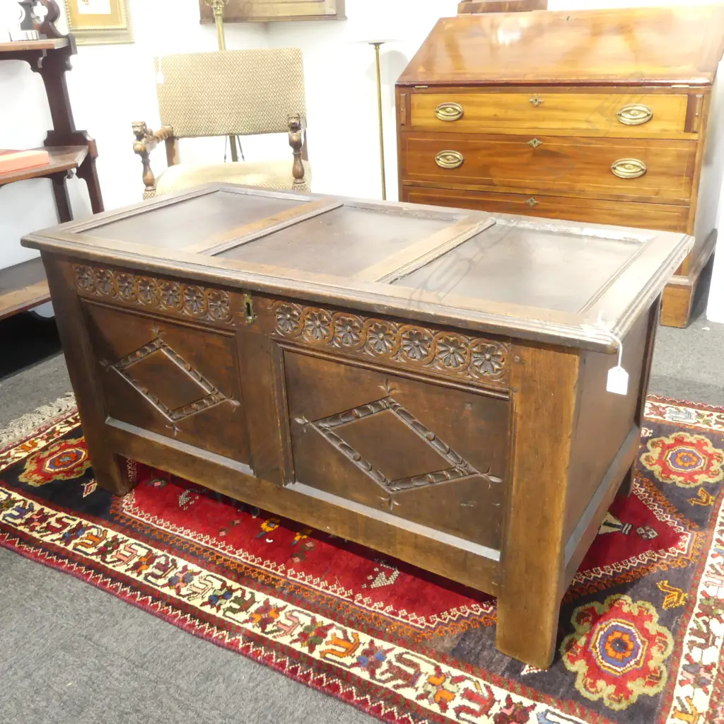 ANTIQUE COFFER 1165x580x610mm Image 1++