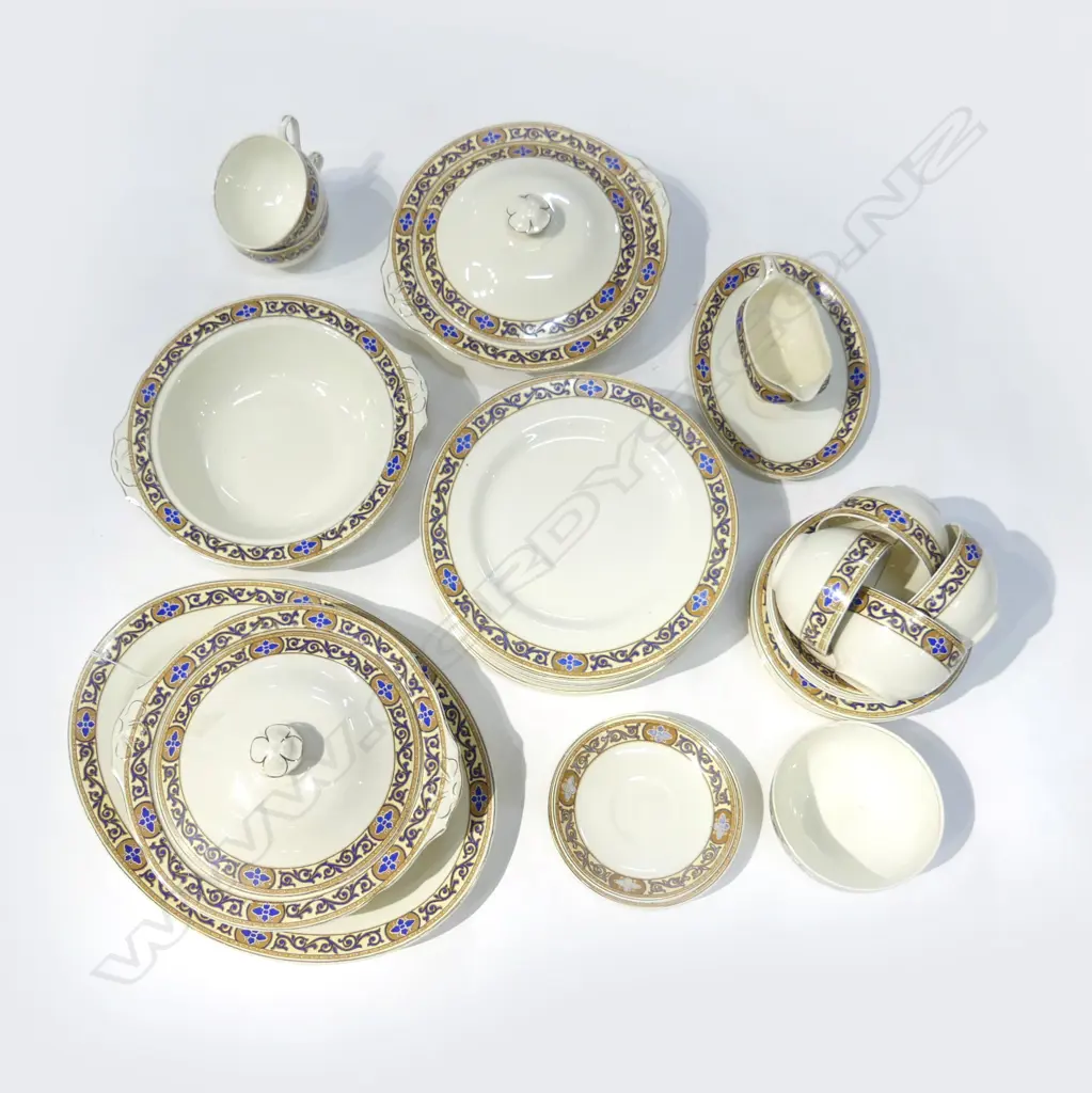 MEAKIN DINNER SERVICE Image 1++