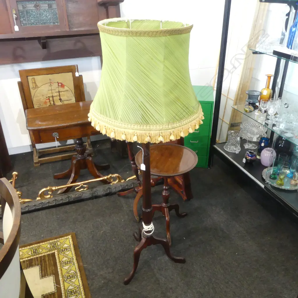 STANDARD LAMP w. GREEN SHADE H.1390mm Image 1++