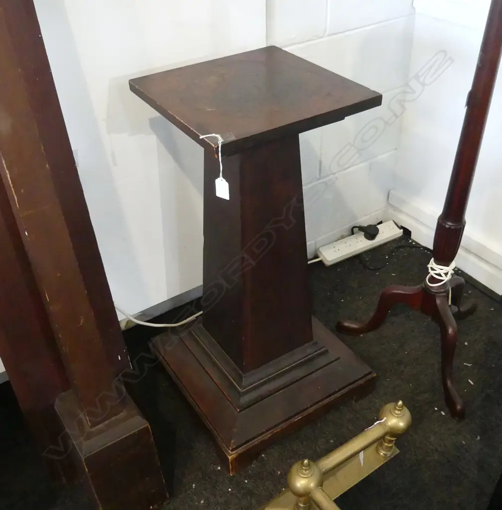 PLINTH H.760mm Image 1++
