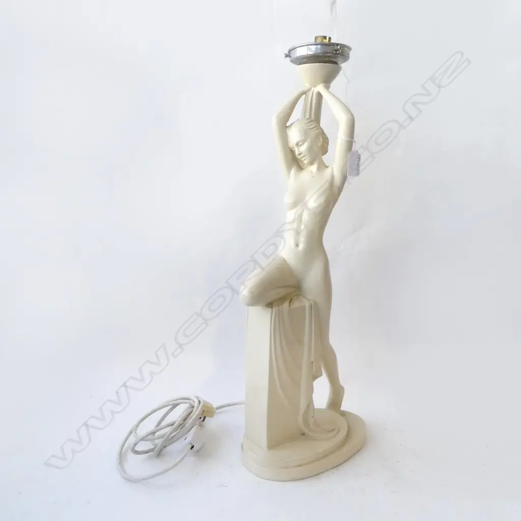 DECO STYLE WHITE RESIN NUDE FIGURE LAMP H.600mm Image 1++
