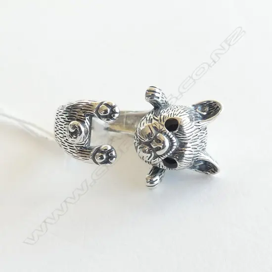 SILVER FRENCH BULLDOG RING black enamel eyes