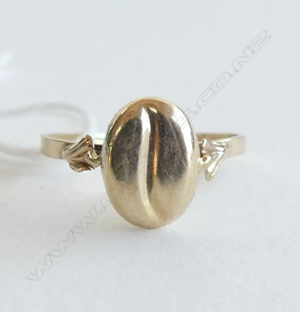 9ct YELLOW GOLD COFFEE BEAN TOP RING SIZE L Image 1++