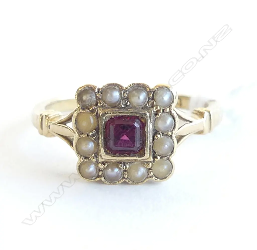 VICTORIAN 18ct YG RUBY & SEED PEARL RING (FAULTS) 2.4gms SIZE H 1/2 Image 1++