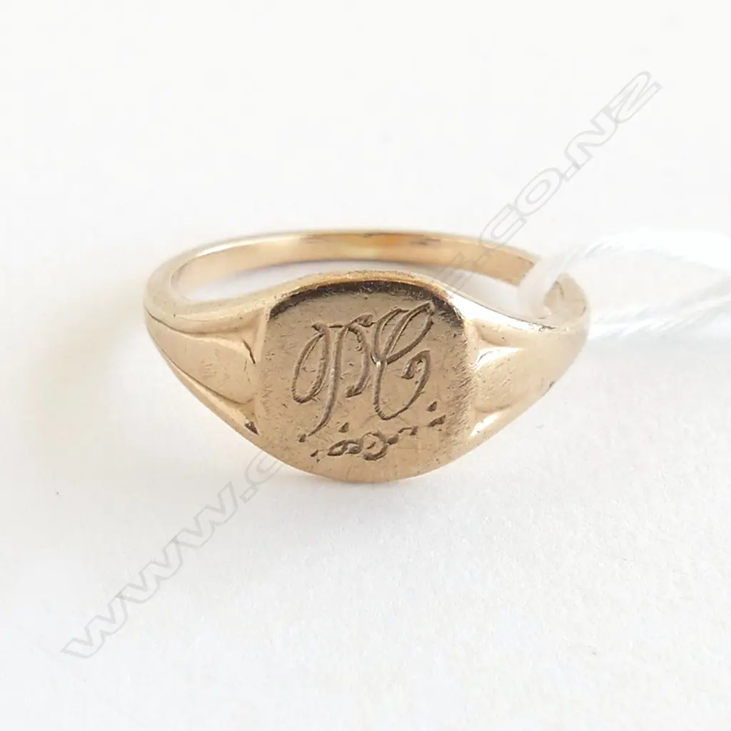9CT SIGNET RING 4.0gms SIZE T Image 1++