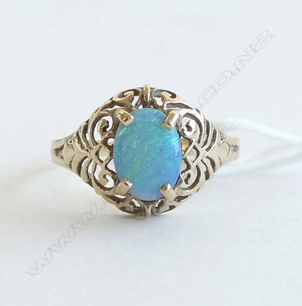10CT YELLOW GOLD OPAL RING 2gms SIZE Q Image 1++