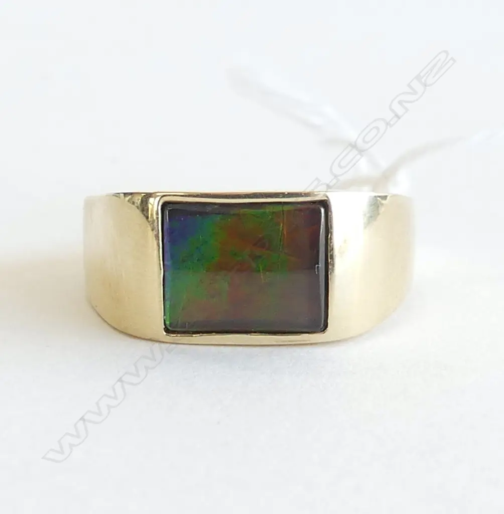 14ct YELLOW GOLD & KORITE SIGNET RING 8.2gms  SIZE V Image 1++