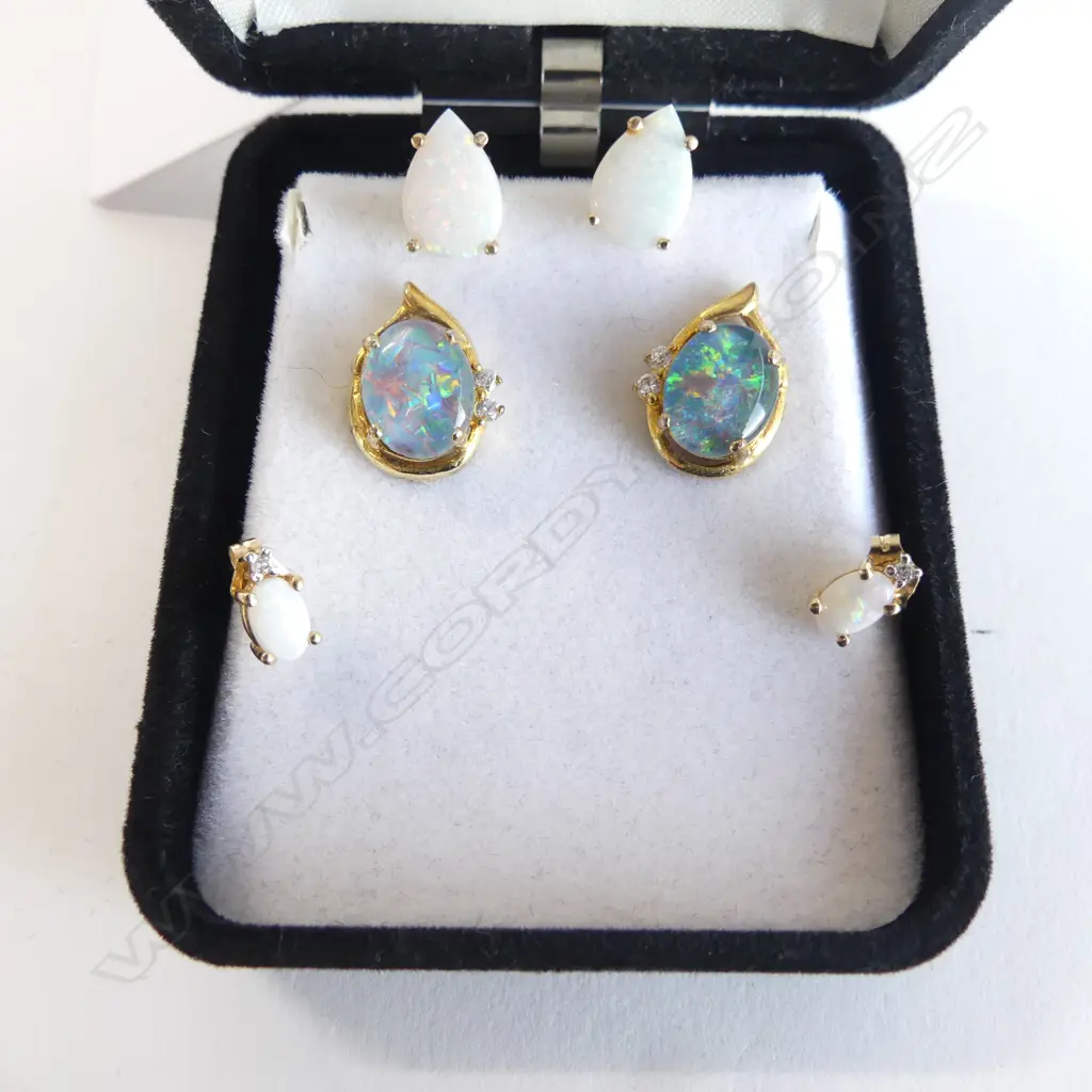 2 PRS GOLD & OPAL EARRINGS 2.6gms + SILVER GILT PR Image 1++