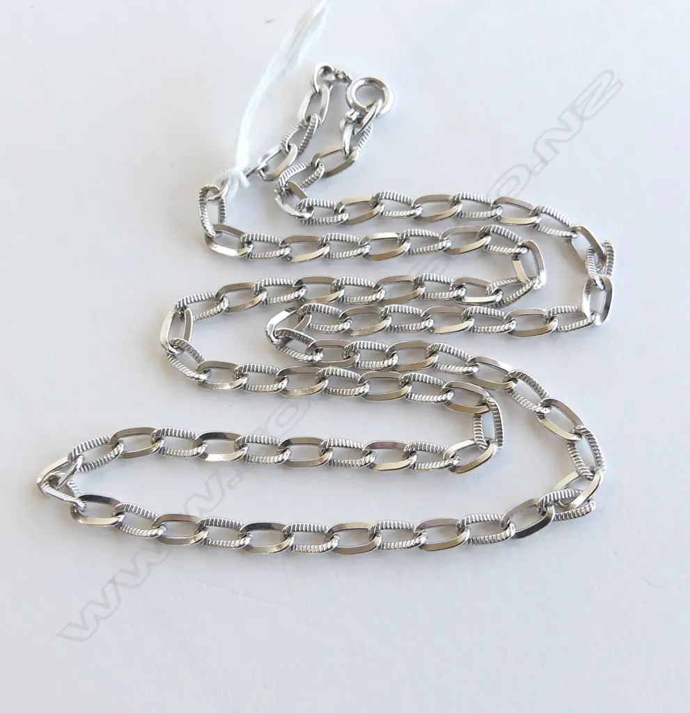 18CT WHITE GOLD NECKLACE 16.5gms Image 1++