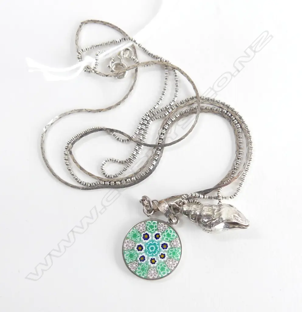 2 STERLING SILVER PENDENTS ITALIAN GLASS & SOLID SILVER SHELL 46CM CHAINS  15.4 GMS TOTAL Image 1++