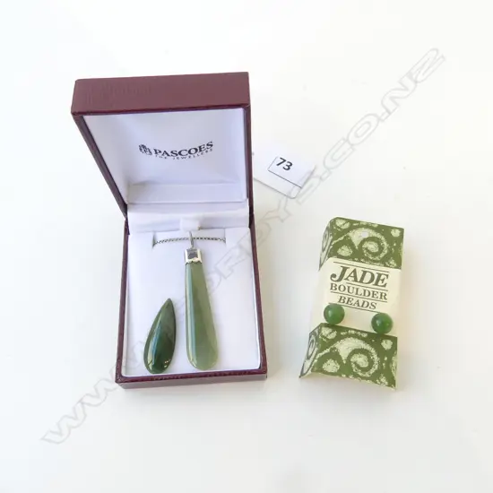 STERLING SILVER GREENSTONE PENDENT EARRINGS & EXTRA DROP STONE 45CM CHAIN