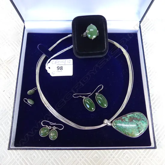 925 SILVER NECKLACE w. PENDANT + GREEN STONE RING & 3 PRS EARRINGS