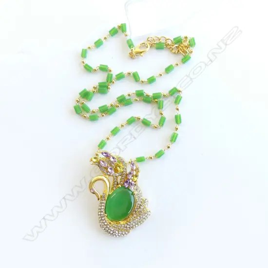 COSTUME FAUX JADITE & DIAMANTE SWAN NECKLACE