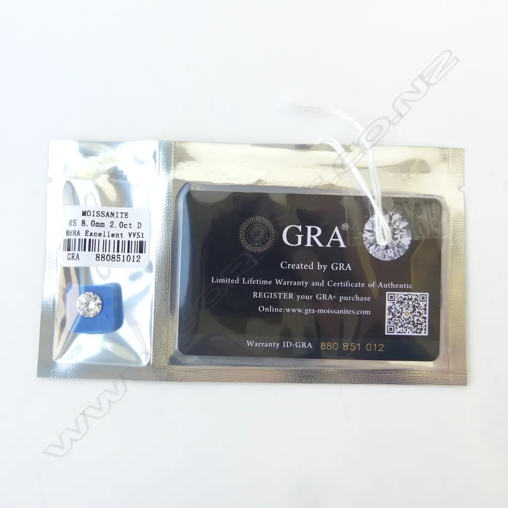 ROUND BRILLIANT 2ct MOISSANITE, GRA CERTIFICATE Image 1++
