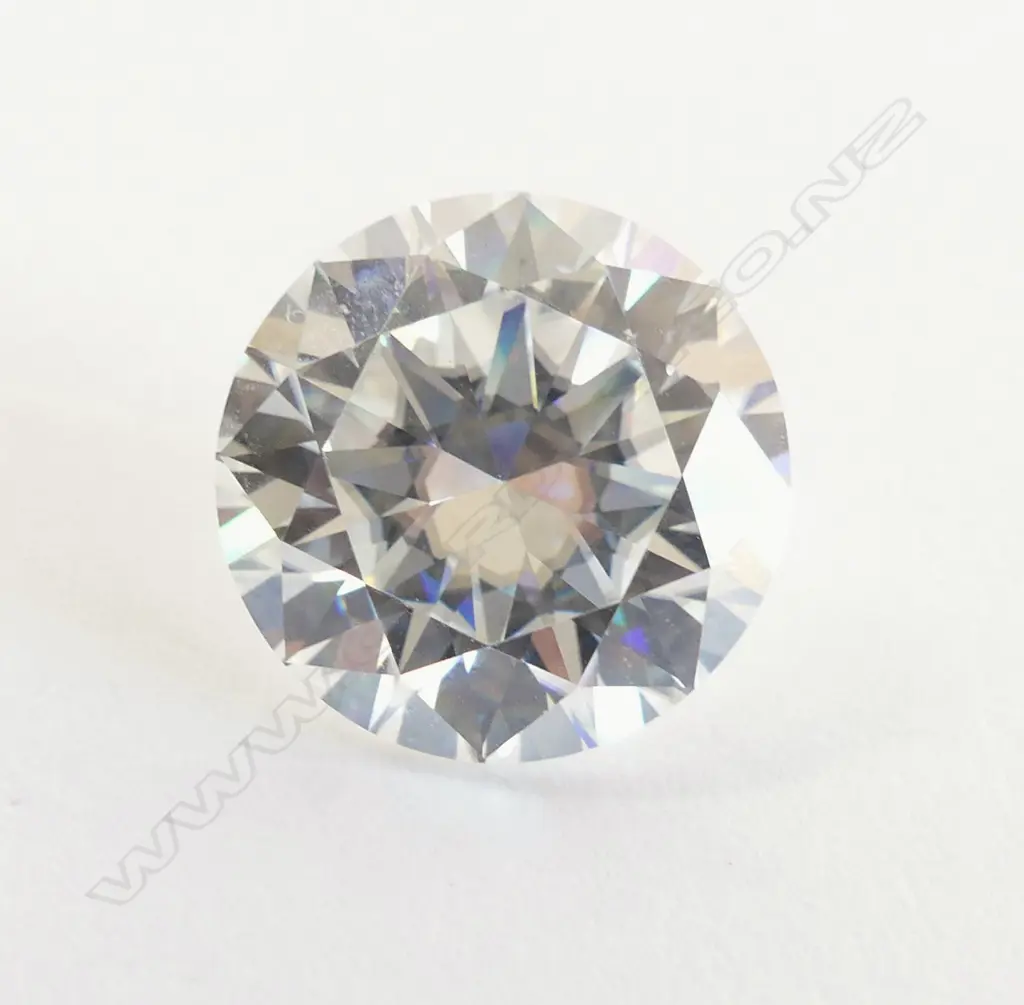 20CT MOISSANITE Image 1++