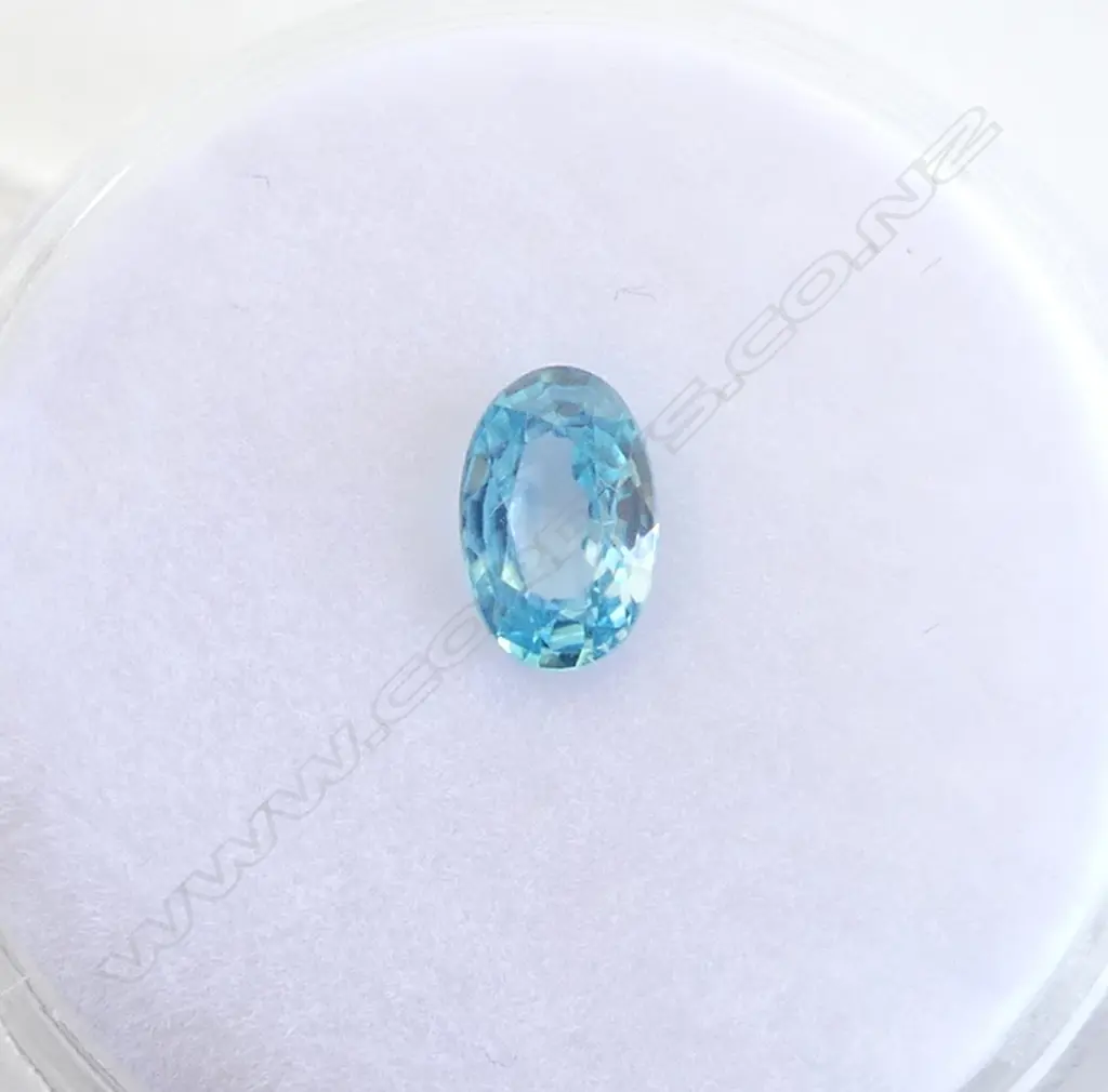 0.64CT UNSET BLUE ZIRCON Image 1++
