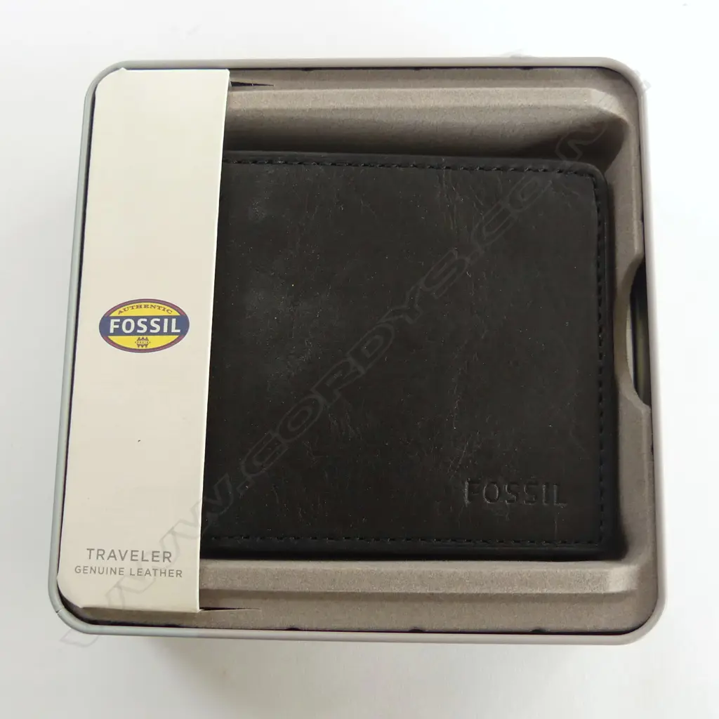 FOSSIL BRAND BK LEATHER WALLET/BILLFOLD, NEW Image 1++