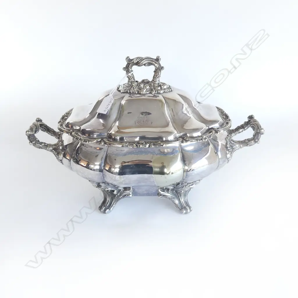 LG ANTIQUE SILVER PLATE TUREEN W.430mm Image 1++
