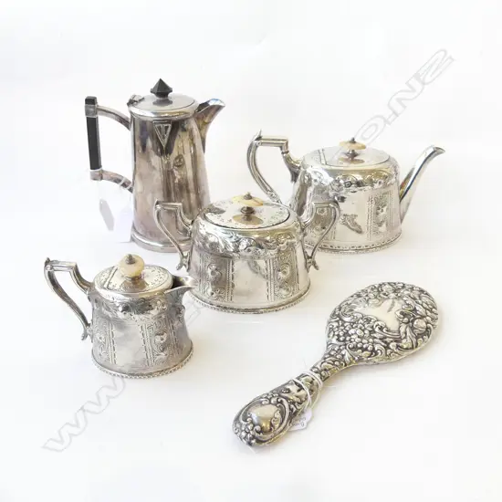 SILVER PLATED TEASET ARTS & CRAFTS STYLE HOT WATER POT WITH STERLING SILVER HANDMIRROR 1907. 