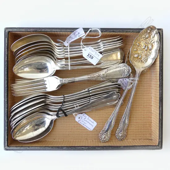SMALL TRAY OF EP CUTLERY BERRY SPOONS ETC