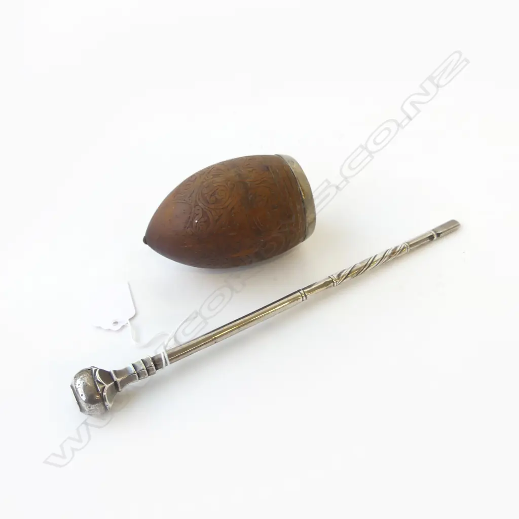 COLUMBIAN SILVER MATE TEA STRAW L.255mm, CARVED NUT MATE CUP H.95mm Image 1++