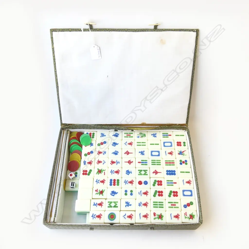 MAH JONG SET, CASED Image 1++