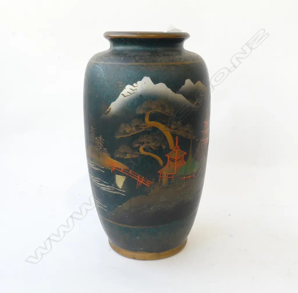TALL JAPANESE SCENIC TERRACOTTA VASE H310MM Image 1++