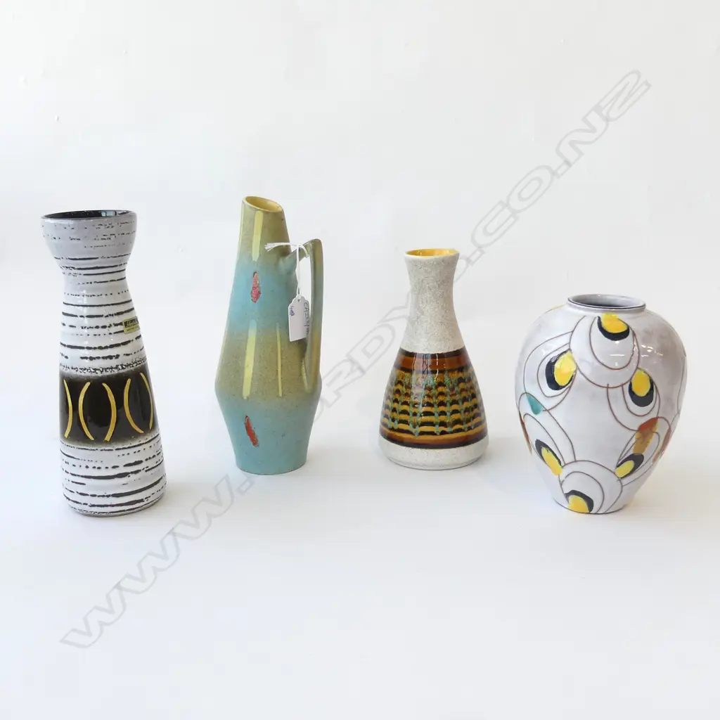 4 RETRO VASES H.225mm Image 1++